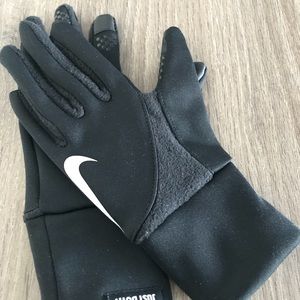 NIKE touch screen gloves